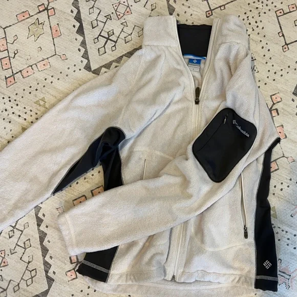 Columbia jacket. Small. Excellent condition. - Picture 1 of 4